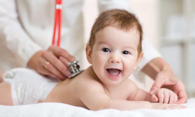 علاج خشخشة بالصدر للاطفال الرضع