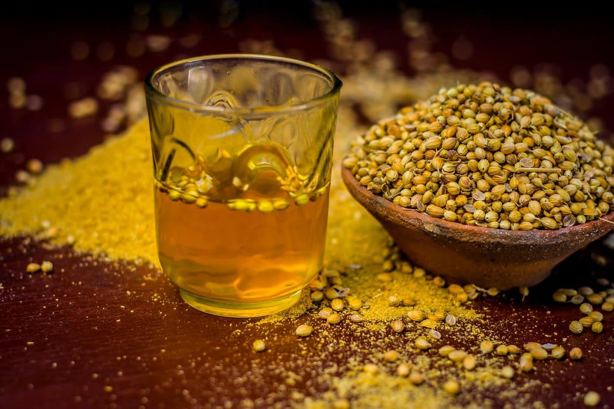 هل الحلبة بالعسل الأسود يزيد الوزن هل الحلبة بالعسل الأسود يزيد الوزن